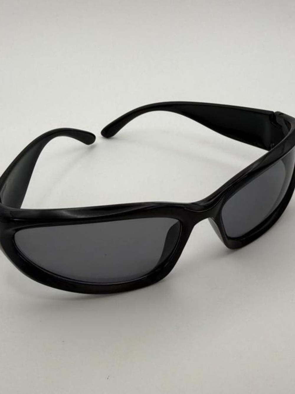 Women's Black Wraparound Sunglasses with Dark Lenses